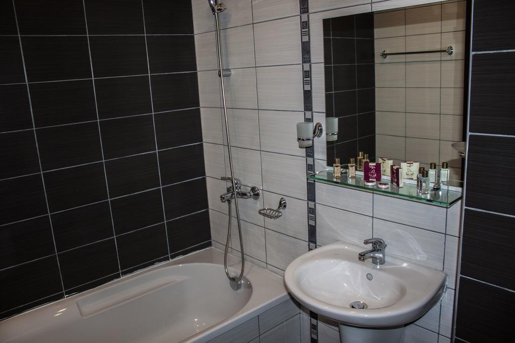 Aparthotel Borovets Gardens Rum bild
